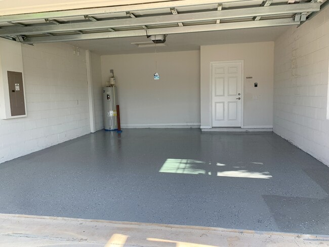 Photo - 3804 Lancove Way