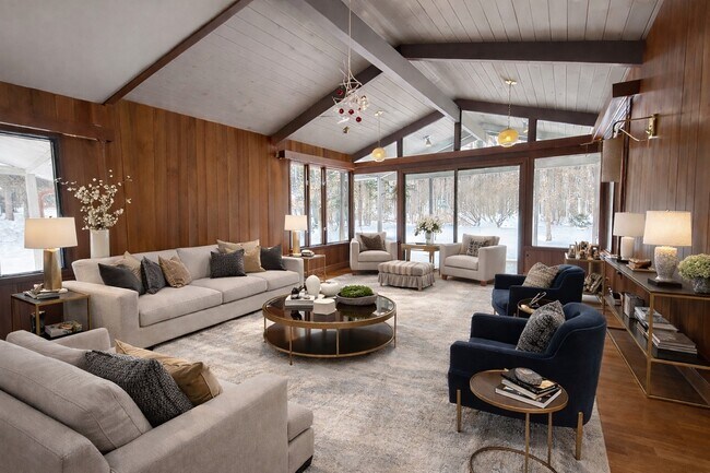 Photo - 520 Murray Hill Rd