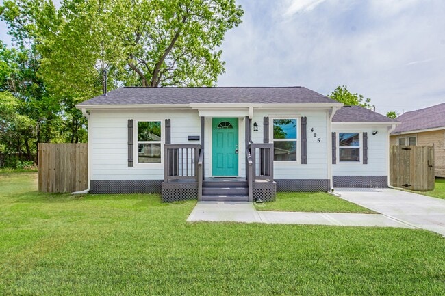 Building Photo - 415 7th Ave N Rental