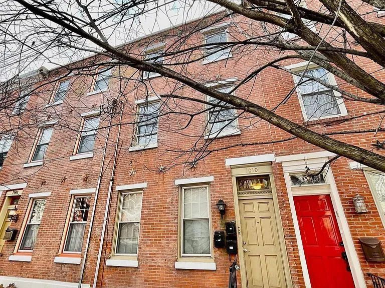 Photo - 2010  Fitzwater Street
