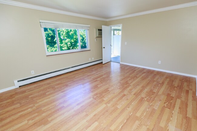 Photo - 1097 Tienken Ct Unidad 202