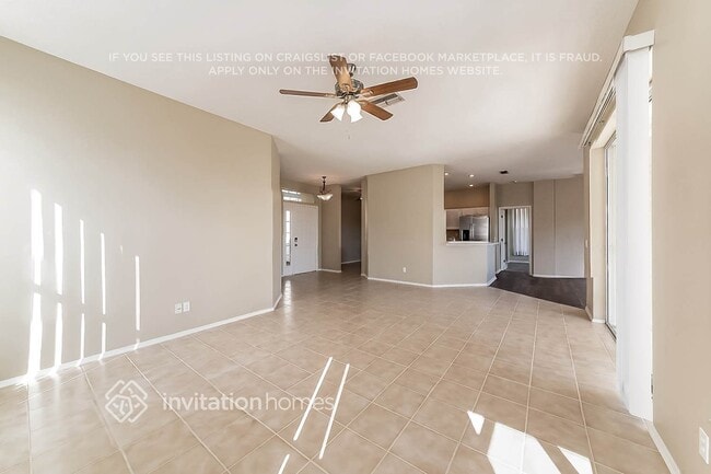 Photo - 205 39th St NE