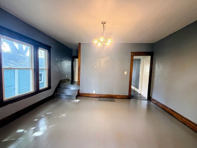 Photo - Highland Rd NE Unit 915 Highland Rd NE