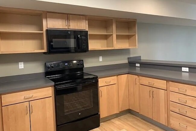 Photo - 2720 Coho Way