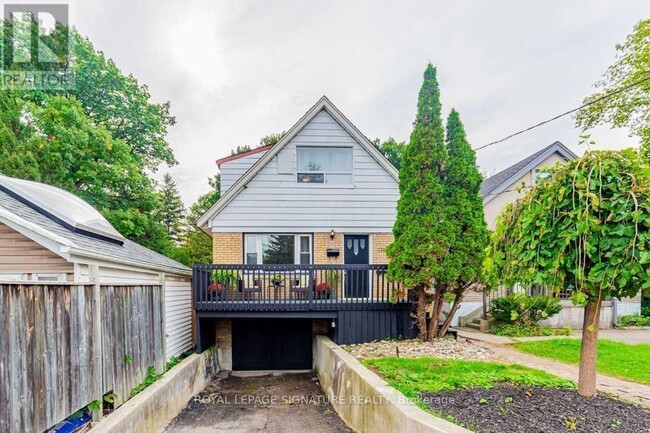 Photo - 179 Clonmore Dr