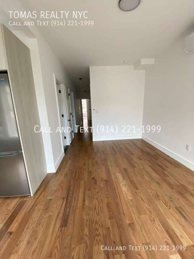Photo - 286 Hawthorne Ave