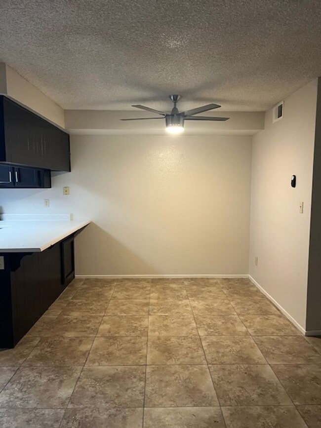 Photo - BC817-11 Unit 817-16