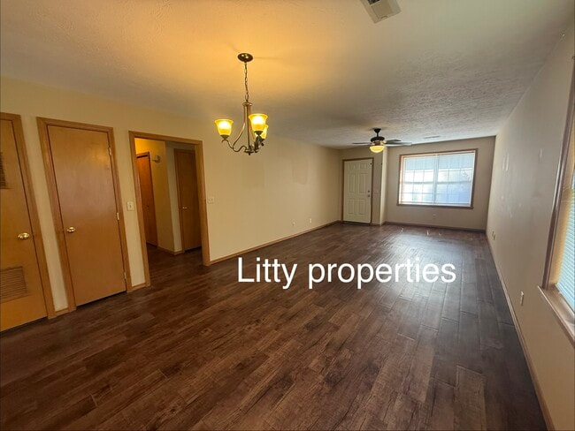 Photo - 1505 Stonebrook Ct
