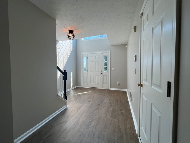 Photo - Charming 3-Bedroom Home with Modern Upgrad...