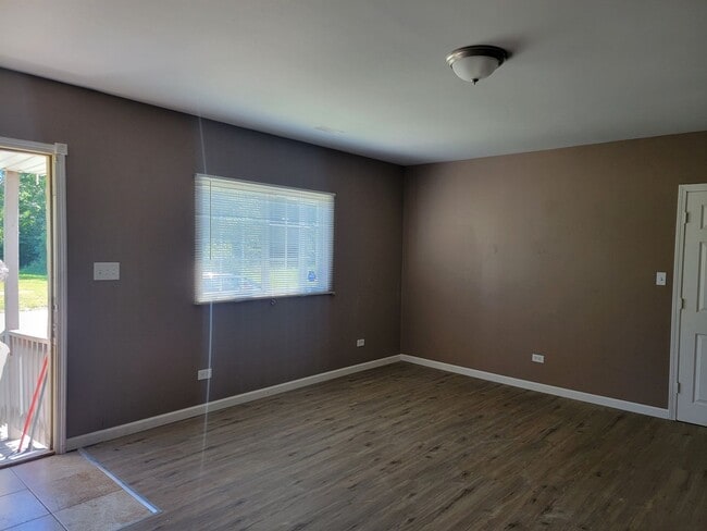 Photo - 14802 Cooper Ave