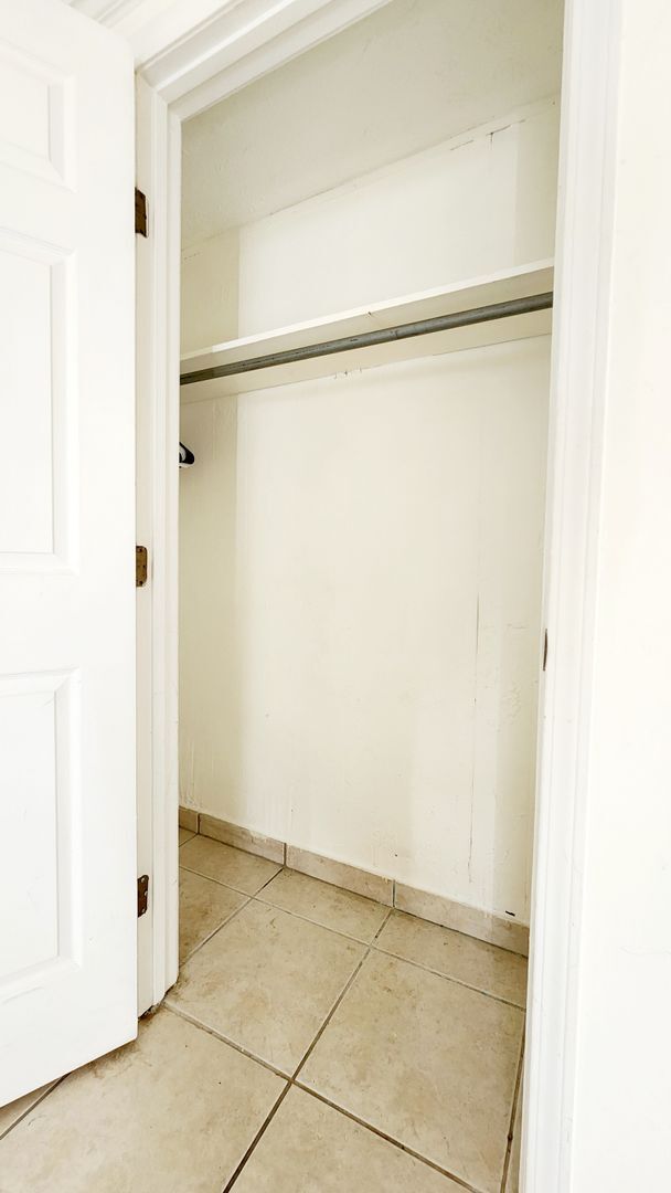 Photo - Budget friendly 1 Bed / 1 Bath blocks away...