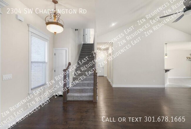 Photo - 2304 SW Chaddington Rd