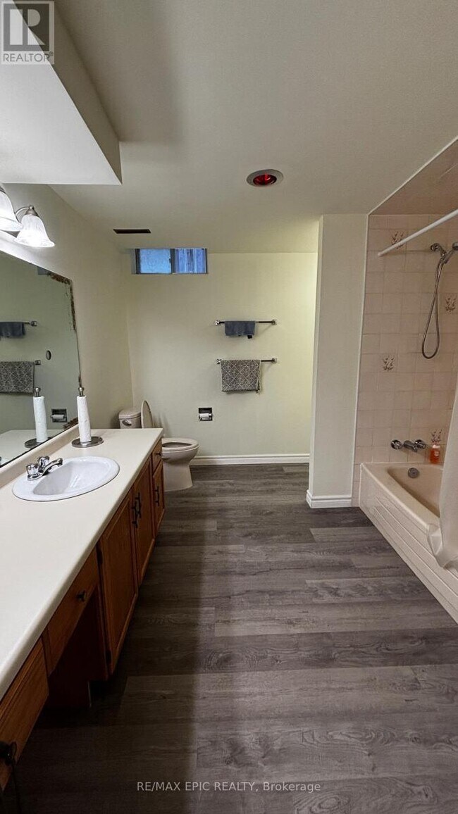 Photo - 24 Cairns Dr