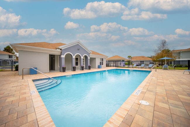 Building Photo - The Ashley