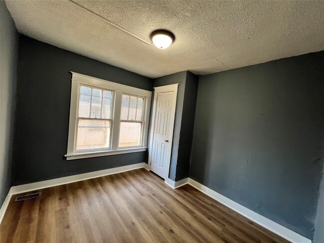 Photo - 528 Chenango St Apartment Unit 1