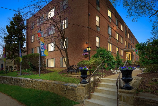Building Photo - Eola Park Rental