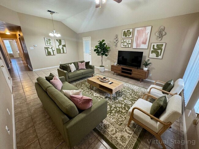 Photo - 4807 John David Dr Unit B