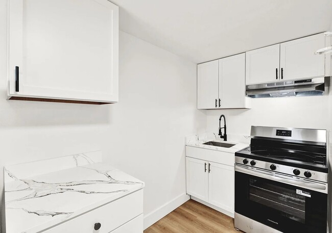 Photo - 19859 Nicke St Unit 1