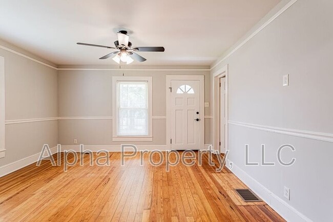 Photo - 654 Maywood St