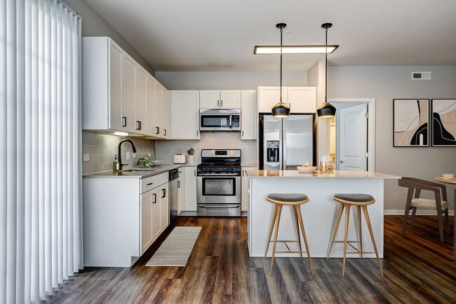 Photo - Reserve at Glenview