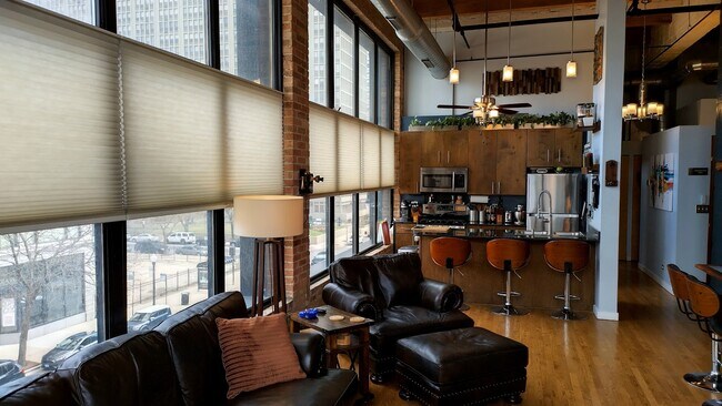 Photo - 1918 S Michigan Ave Unit 301