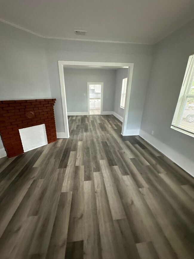 Photo - Fully Renovated 3/2 Available for Immediate Rent!