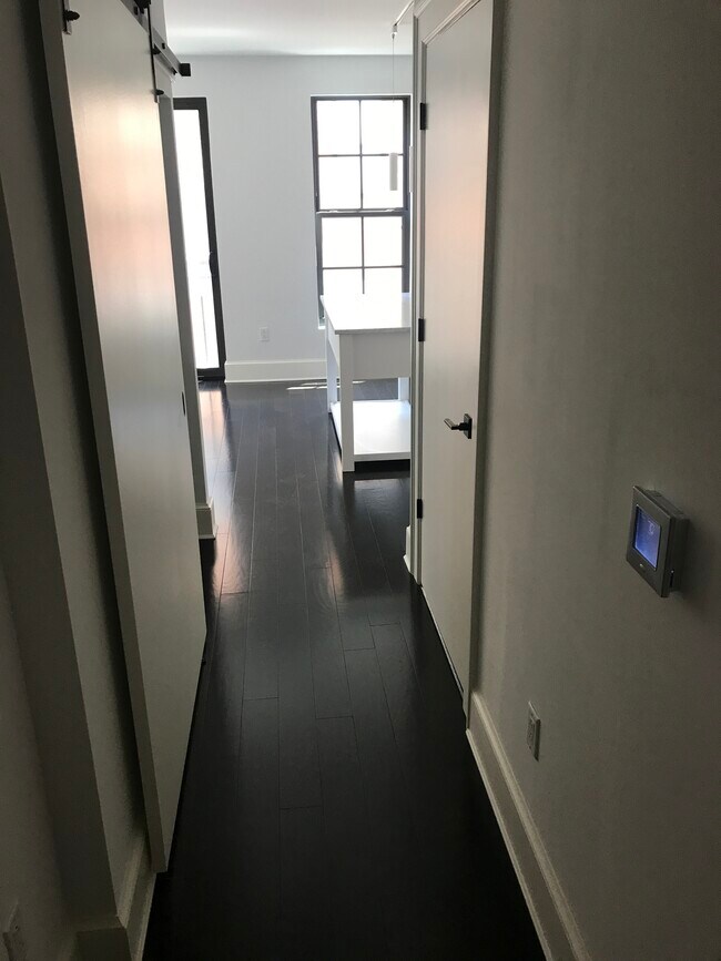 Photo - 1011 M St NW