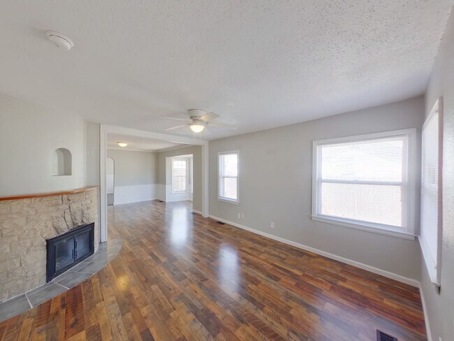 Photo - 417 Leonine S St Apartamento Unidad 417 S Leonine St