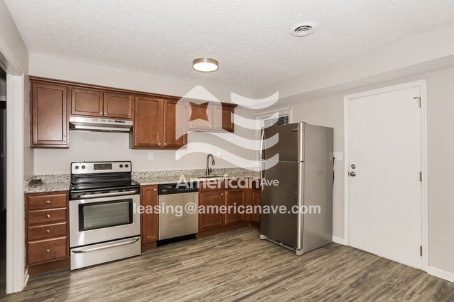 16 Sillman Ct