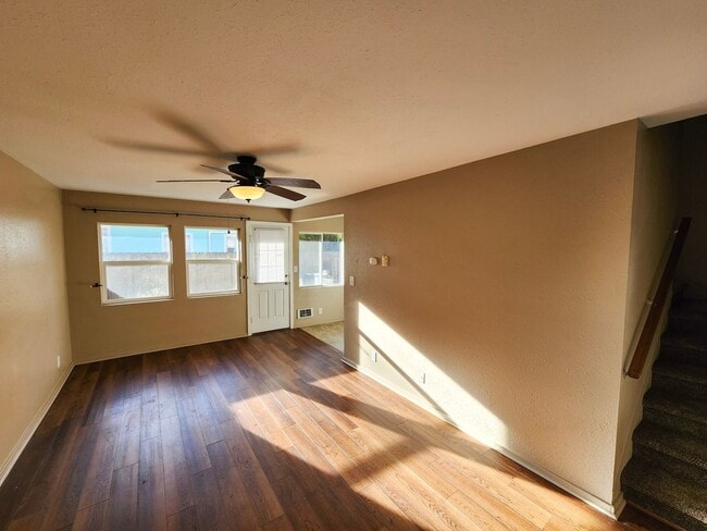 Photo - 2-Story Apt Walking Distance Ferry!