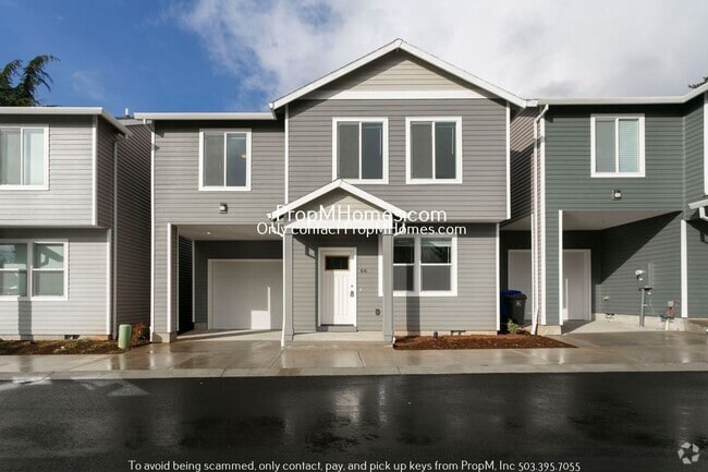 Building Photo - Modern Four Bedroom Home in SE!