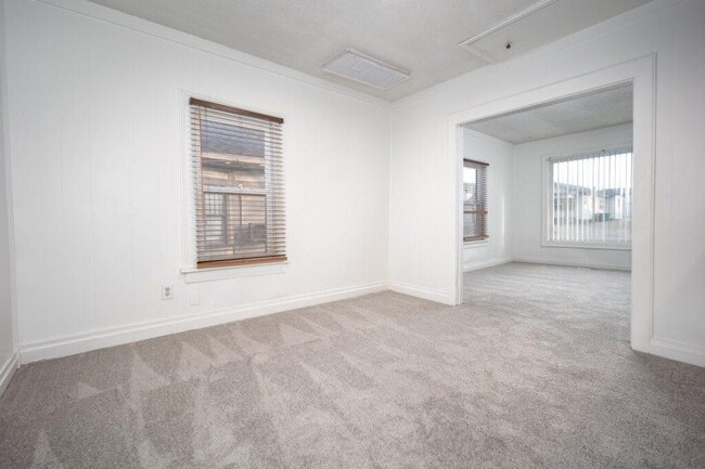 Photo - 1013 NW 45th St