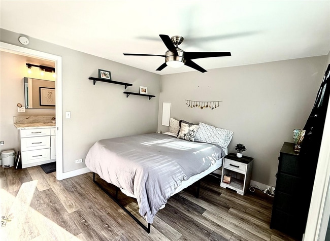 Photo - 68-090-90 Au St