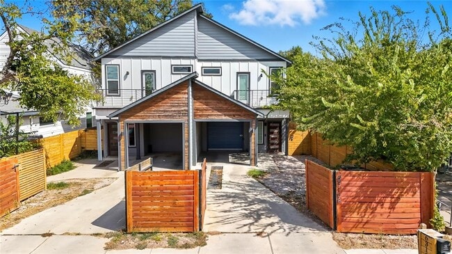 Building Photo - 6310 Porter St Unit B