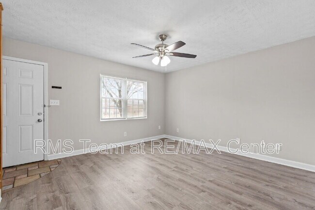 Photo - 416 Northdale Ct