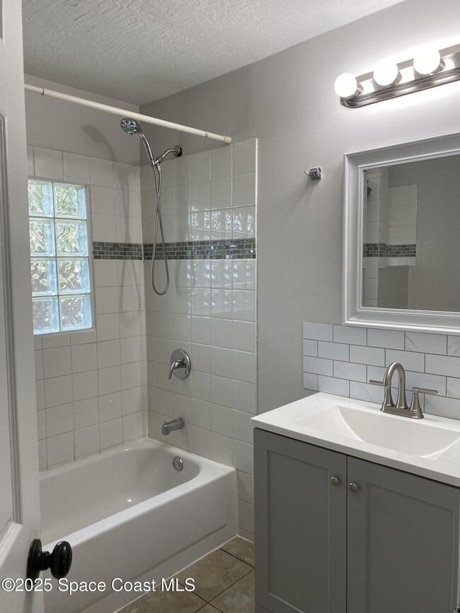 Photo - 1907 Fletcher St