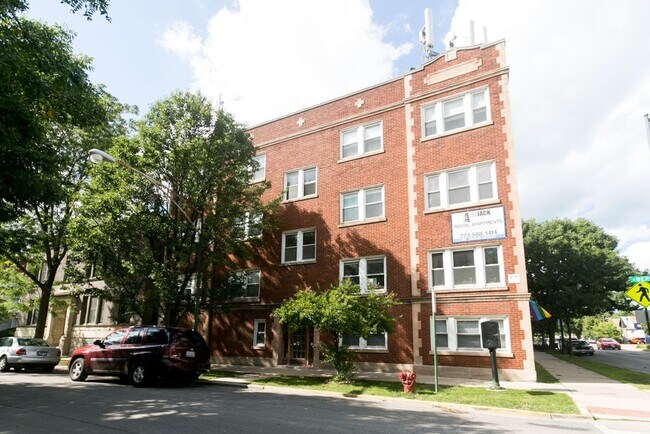 Photo - 1604 W Berwyn Ave Condo Unit 6H
