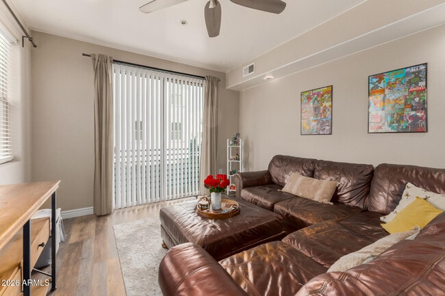 Photo - 610 E Roosevelt St