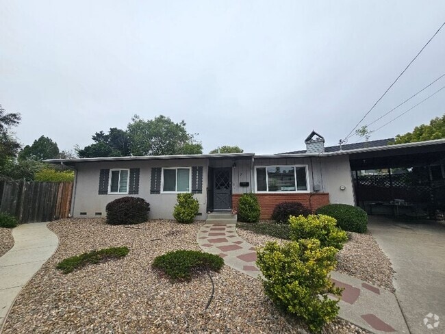 Building Photo - 7 Elm Ct Unit 7 Elm (House)