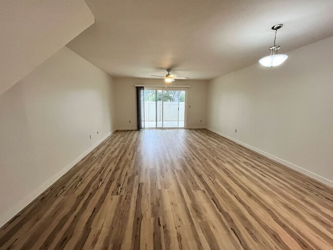 Photo - Light & Bright, Remodeled 3BD/1.5BA w/ 1 Car Garage, Comm Pool, Park and Greenbelts