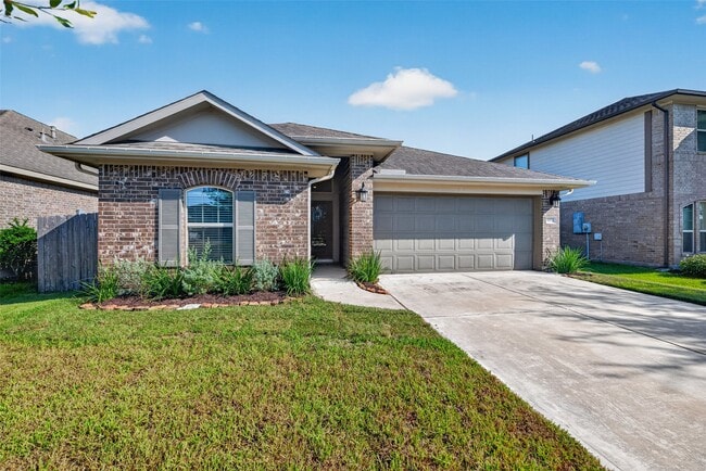 Building Photo - 4822 La Piedra Ln