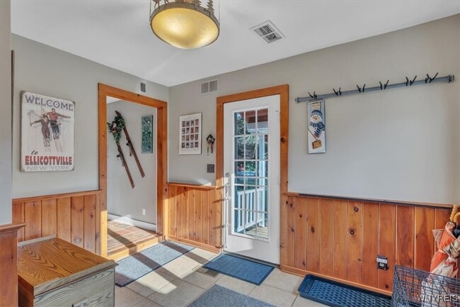 Photo - 29 Monroe St