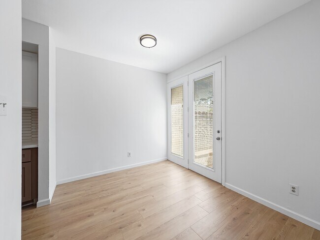 Photo - 2139 Lake Village Dr