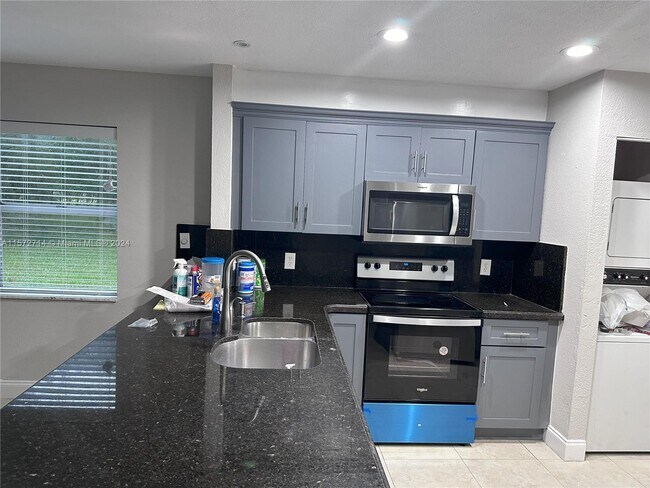 Photo - 6200 S Falls Circle Dr Unidad 202