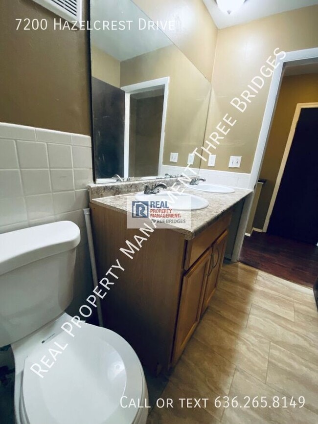 Photo - 7200 Hazelcrest Dr