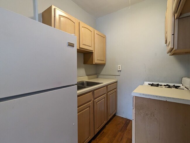 Photo - 425 W Roscoe St Unit 605