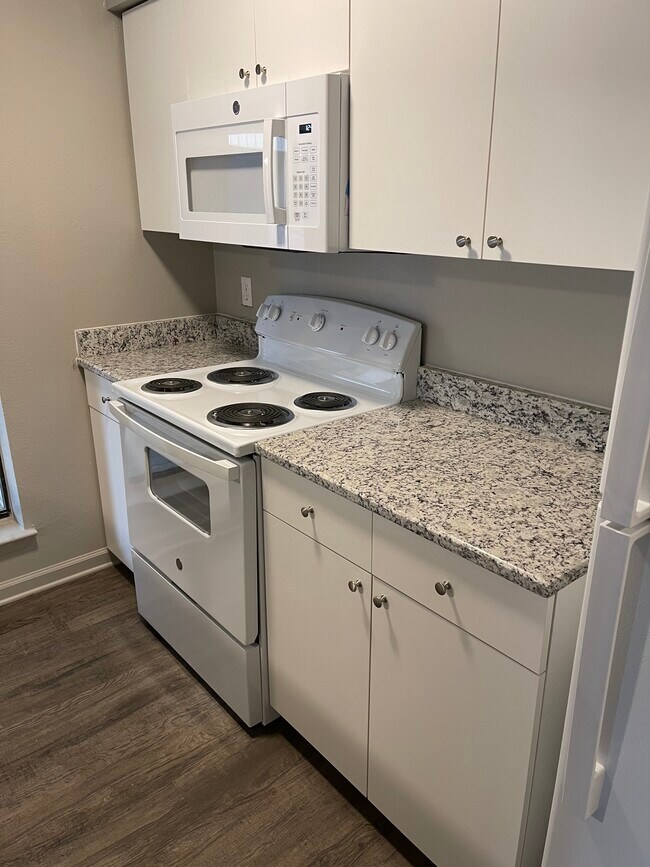 Photo - 500 NW 1st St Unit 2A