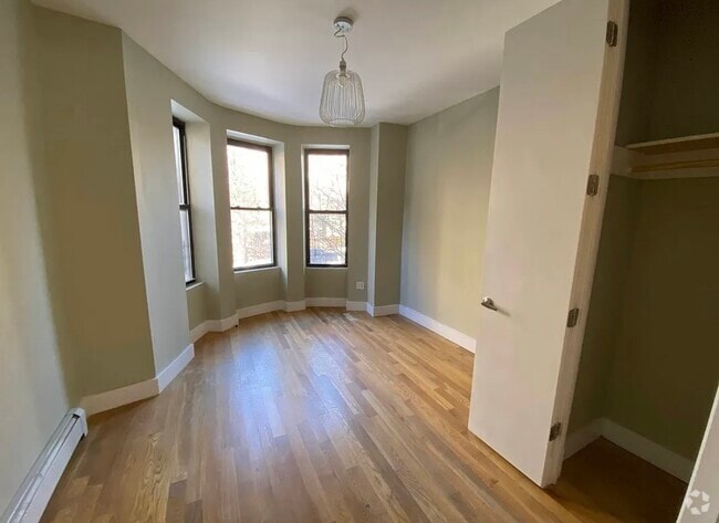 Building Photo - 148 Woodruff Ave Unit 3 Rental