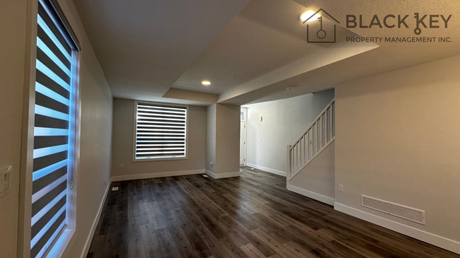 Photo - 449 Grey St Unit 6