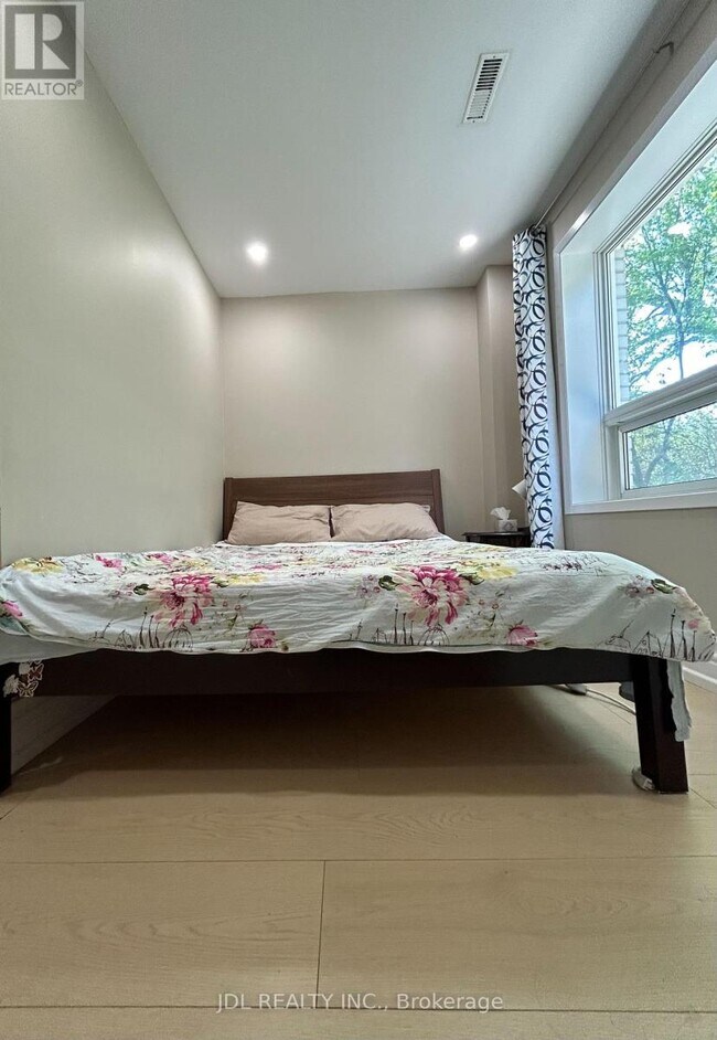 Photo - 62 Banstock Dr